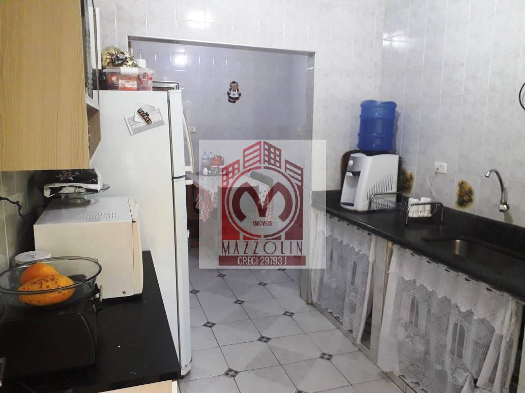 Casa, 3 quartos, 207 m² - Foto 3