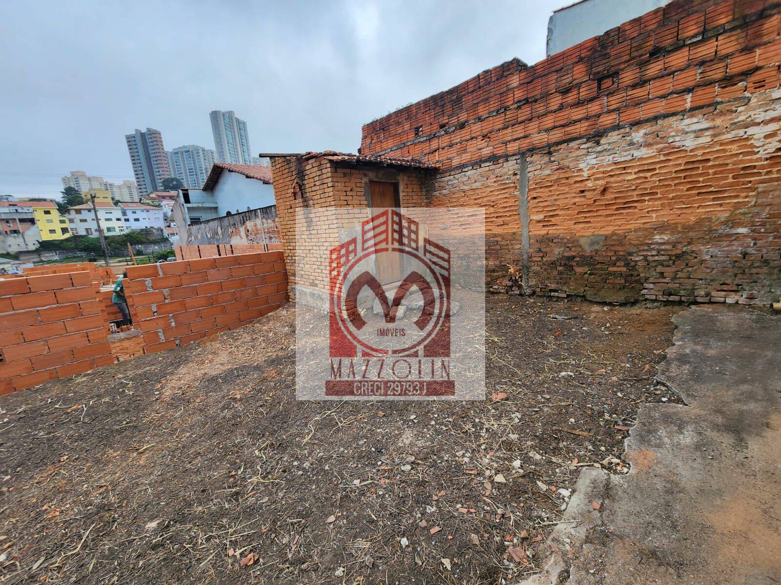 Terreno, 240 m² - Foto 1