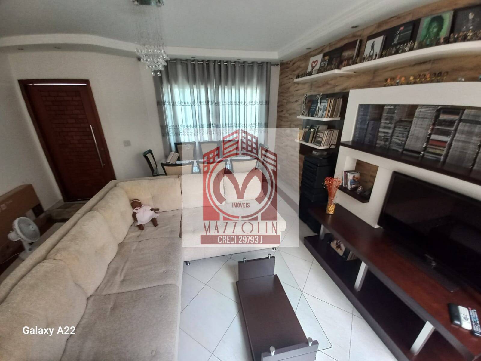 Sobrado, 3 quartos, 218 m² - Foto 1