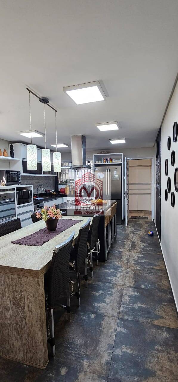 Sobrado, 3 quartos, 310 m² - Foto 11