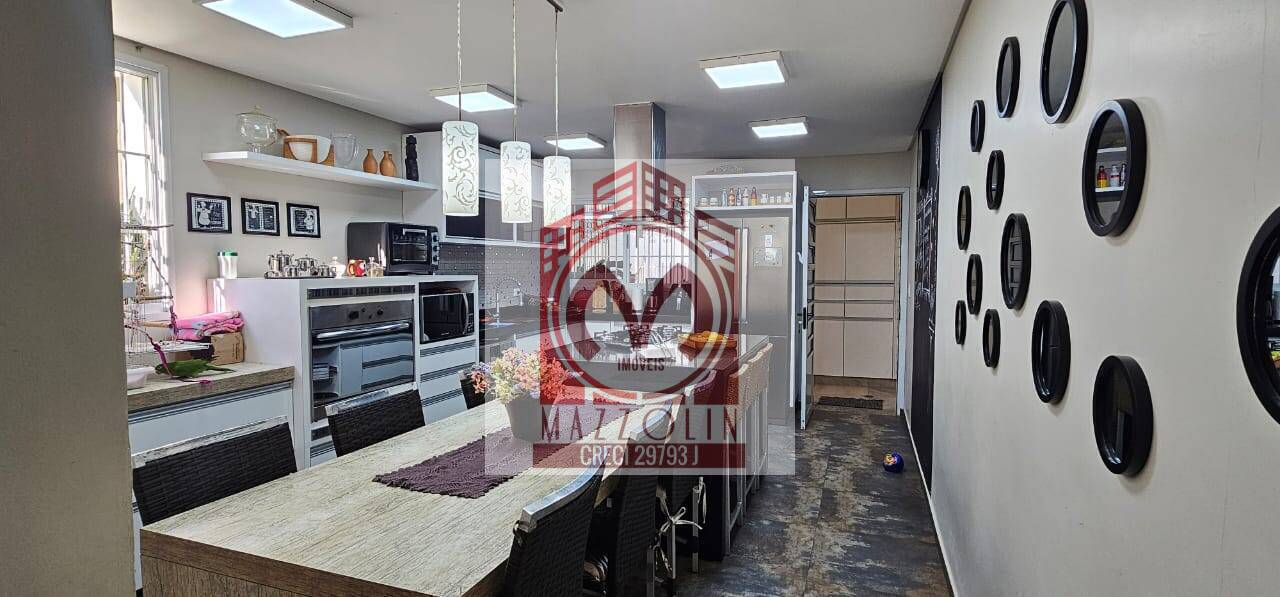 Sobrado, 3 quartos, 310 m² - Foto 12