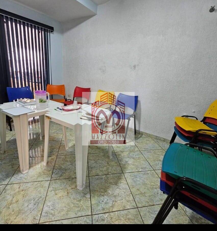 Casa, 4 quartos, 268 m² - Foto 9