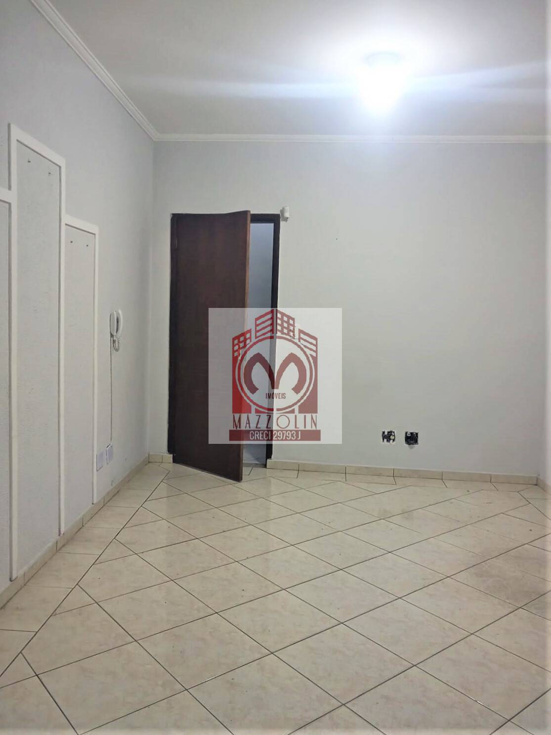 Sala-Conjunto, 1830 m² - Foto 1