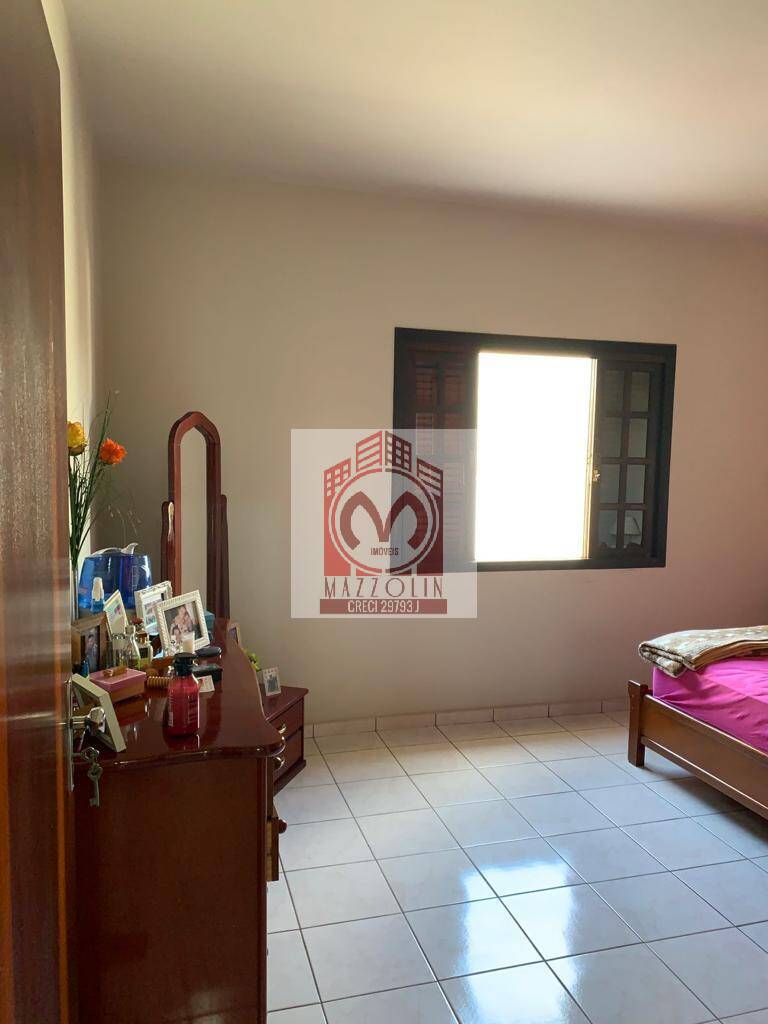 Casa, 3 quartos, 217 m² - Foto 18